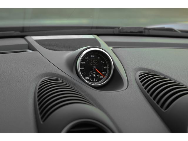 ７１８ケイマン ７１８ケイマン　スポーツデザインパッケージ　スポーツクロノパッケージ　ブラックレザー　シートヒーター　ＢＯＳＥサウンド　ティンテッドテールランプ　クルーズコントロール　１９ＡＷ　走行２０８００ｋｍ　２０１８年モデル（12枚目）