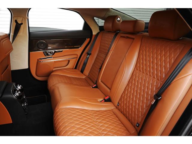 ＸＪ ＸＪ　ポートフォリオ　後期最終モデル　プレミアムボディカラー／アルティメットブラック　ロンドンタン革　前後席ヒーター／クーラー　ＭＥＲＩＤＩＡＮサラウンドサウンド　サラウンドカメラ　２０インチＡＷ　走行距離２１２００ｋｍ（30枚目）