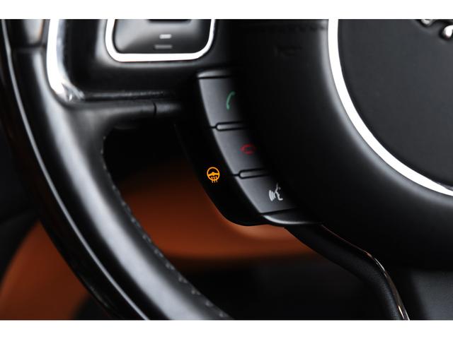 ＸＪ ＸＪ　ポートフォリオ　後期最終モデル　プレミアムボディカラー／アルティメットブラック　ロンドンタン革　前後席ヒーター／クーラー　ＭＥＲＩＤＩＡＮサラウンドサウンド　サラウンドカメラ　２０インチＡＷ　走行距離２１２００ｋｍ（33枚目）