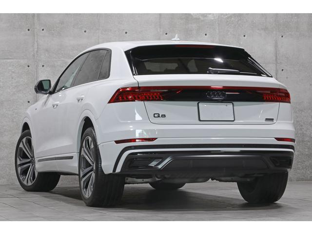 Q8 55TFSIクワトロ Sライン Sラインプラス&コンフォートアシスタンスPKG ブラックスタイリング HDマトリクスLED 22インチAW エアサス Sスポーツシート シートクーラー B&Oサウンド サラウンドビュー 車検整備付(9枚目)