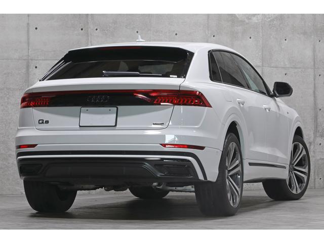 Q8 55TFSIクワトロ Sライン Sラインプラス&コンフォートアシスタンスPKG ブラックスタイリング HDマトリクスLED 22インチAW エアサス Sスポーツシート シートクーラー B&Oサウンド サラウンドビュー 車検整備付(22枚目)