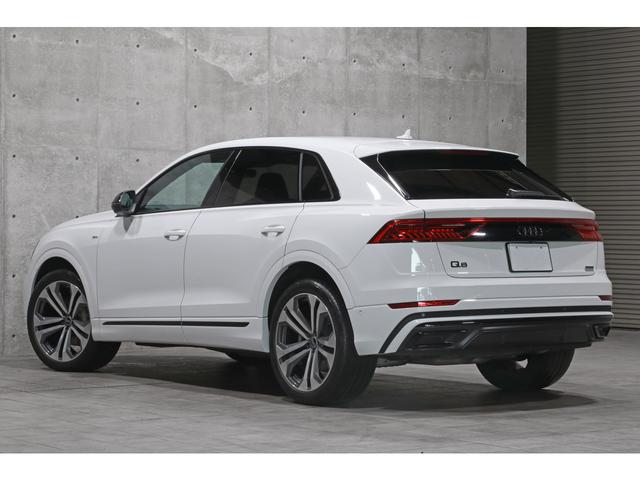 Q8 55TFSIクワトロ Sライン Sラインプラス&コンフォートアシスタンスPKG ブラックスタイリング HDマトリクスLED 22インチAW エアサス Sスポーツシート シートクーラー B&Oサウンド サラウンドビュー 車検整備付(25枚目)