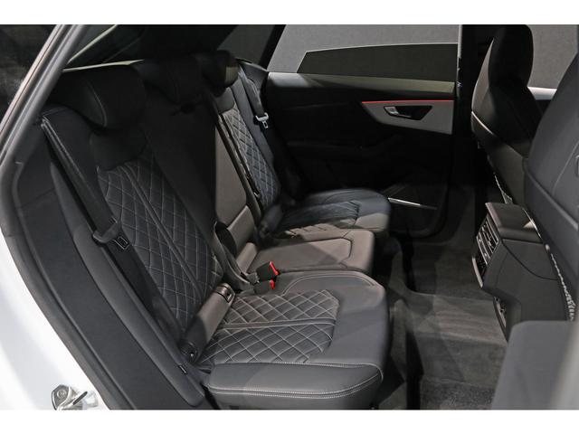 Q8 55TFSIクワトロ Sライン Sラインプラス&コンフォートアシスタンスPKG ブラックスタイリング HDマトリクスLED 22インチAW エアサス Sスポーツシート シートクーラー B&Oサウンド サラウンドビュー 車検整備付(34枚目)