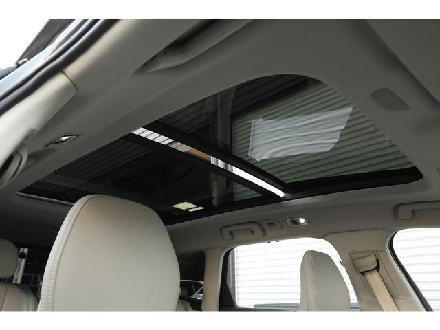 Ｖ９０ Ｂ６　ＡＷＤ　インスクリプション　パノラマＳＲ　Ｂｏｗｅｒｓ＆Ｗｉｌｋｉｎｓサウンド　ブロンドレザー　前後席シートヒーター　シートクーラー　ピッチドオークウッドパネル　外装／プラチナグレーＭ　ナビ　３６０°カメラ　専用１９インチＡＷ（10枚目）