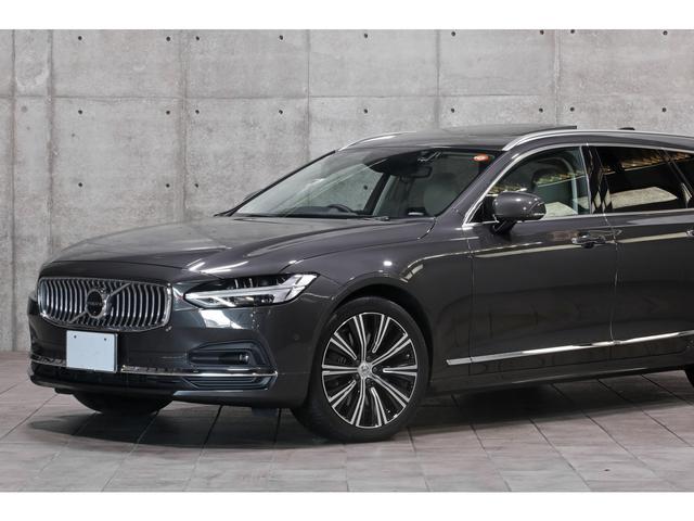 Ｖ９０ Ｂ６　ＡＷＤ　インスクリプション　パノラマＳＲ　Ｂｏｗｅｒｓ＆Ｗｉｌｋｉｎｓサウンド　ブロンドレザー　前後席シートヒーター　シートクーラー　ピッチドオークウッドパネル　外装／プラチナグレーＭ　ナビ　３６０°カメラ　専用１９インチＡＷ（15枚目）