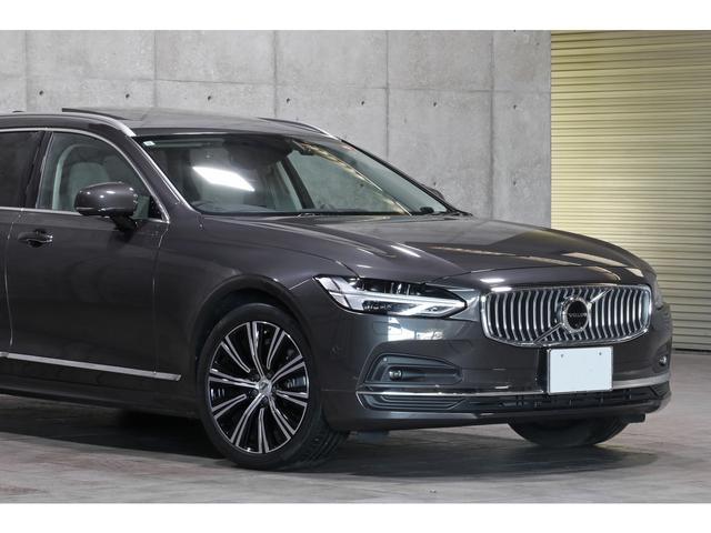 Ｖ９０ Ｂ６　ＡＷＤ　インスクリプション　パノラマＳＲ　Ｂｏｗｅｒｓ＆Ｗｉｌｋｉｎｓサウンド　ブロンドレザー　前後席シートヒーター　シートクーラー　ピッチドオークウッドパネル　外装／プラチナグレーＭ　ナビ　３６０°カメラ　専用１９インチＡＷ（21枚目）