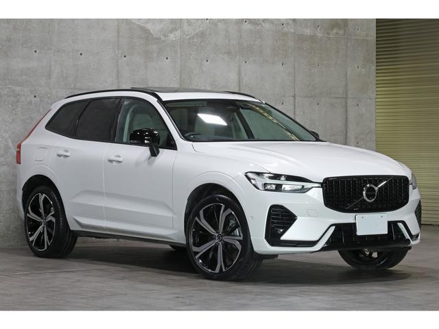 ＸＣ６０ リチャージアルティメトＴ６ＡＷＤプラグインハイブリド　パノラマサンルーフ　ブロンド革　２１インチＡＷ　２０２３年モデル　１オーナー　外装色クリスタルホワイト　シートヒーター　ウッドパネル　Ｇｏｏｇｌｅナビ　３６０°カメラ　新車保証Ｒ９年１２月（20枚目）