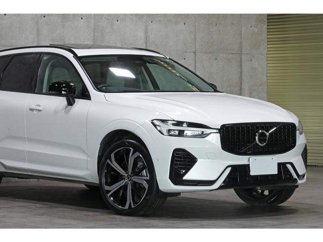 ＸＣ６０ リチャージアルティメトＴ６ＡＷＤプラグインハイブリド　パノラマサンルーフ　ブロンド革　２１インチＡＷ　２０２３年モデル　１オーナー　外装色クリスタルホワイト　シートヒーター　ウッドパネル　Ｇｏｏｇｌｅナビ　３６０°カメラ　新車保証Ｒ９年１２月（21枚目）