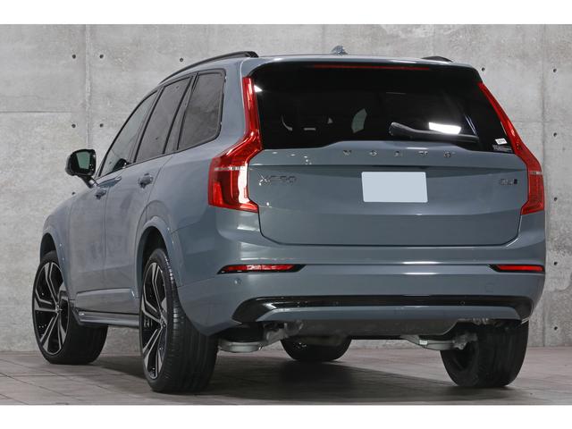 XC90 B6 AWD Rデザイン エアサスペンション装着車 1オーナー 新車保証付 専用ブラックレザーシート 純正22AW 外装色サンダーグレー 前席・2列目シートヒーター ステアリングヒーター 純正ナビ 360°カメラ D点検記録簿(9枚目)
