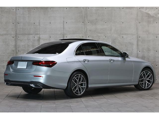 Eクラス E200 スポーツ 後期モデル パノラマSR エクスクルーシブPKG AMGラインインテリアPKG ナッパレザー ワンオーナー 走行2000km ブルメスター AMG19インチAW 前後席シートヒーター D点検記録簿(2枚目)