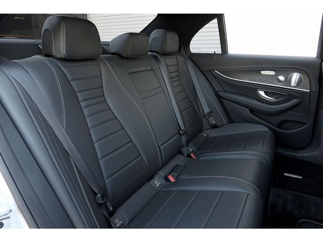 Eクラス E200 スポーツ 後期モデル パノラマSR エクスクルーシブPKG AMGラインインテリアPKG ナッパレザー ワンオーナー 走行2000km ブルメスター AMG19インチAW 前後席シートヒーター D点検記録簿(29枚目)