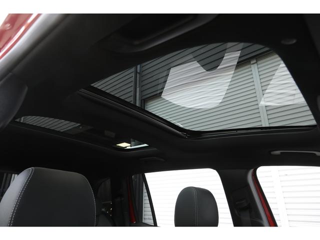 GLB GLB35 4マチック AMGアドバンスドPKG パノラマSR 本革シート/ブラック&グレー AMGパフォーマンスステア AMGライドコントロールサス ヘッドアップディスプレイ 360°カメラ AMG19インチAW MBUX(10枚目)