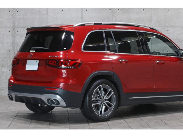 GLB GLB35 4マチック AMGアドバンスドPKG パノラマSR 本革シート/ブラック&グレー AMGパフォーマンスステア AMGライドコントロールサス ヘッドアップディスプレイ 360°カメラ AMG19インチAW MBUX(19枚目)