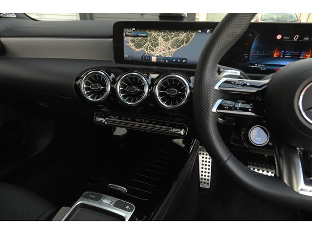 Ａクラス Ａ４５　Ｓ　４マチック＋　後期　新車保証　ＡＭＧパフォーマンスＰＫＧ　アドバンスドＰＫＧ　黒革パフォーマンスシート　パノラマＳＲ　ＭＢＵＸ　ブルメスターサウンド　シートヒーター＆クーラー　ＨＵＤ　ＡＲナビ　１９インチＡＷ（13枚目）