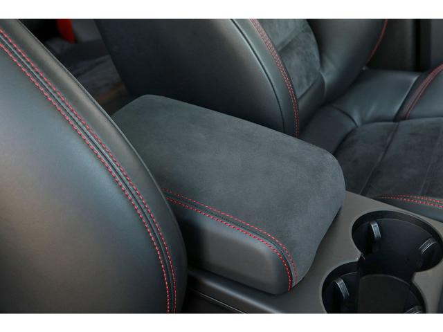 マカン マカンGTS 2018年モデル GTSレザーインテリア&スポーツクロノPKG パノラマSR サラウンドビュー PDLS+付LED レーンチェンジ ボディ同色インテリアトリム エントリー&ドライブ ワンオーナー(42枚目)