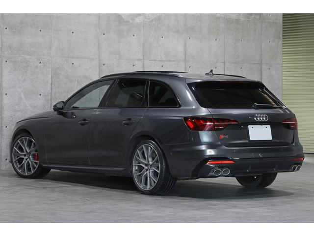 Ｓ４アバント 　後期モデル　パノラマＳＲ　ブラックスタイリングＰＫＧ　レザーＰＫＧ　パークアシストＰＫＧ　ファインナッパレザー　純正１９ＡＷ　サラウンドビュー　Ｂａｎｇ＆Ｏｌｕｆｓｅｎ　デイトナグレー　Ｄ点検記録簿（15枚目）