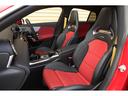 ＣＬＡ４５　Ｓ　４マチック＋　シューティングブレーク　ＡＭＧパフォーマンスＰＫＧ　ＡＭＧアドバンスドＰＫＧ　パノラマサンルーフ　赤黒レザーパフォーマンスシート　ヘッドアップディスプレイ　イエローシートベルト　シートヒーター＆クーラー　１９インチＡＷ（25枚目）