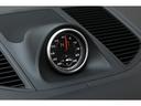 マカンＧＴＳ　パノラマＳＲ　ＧＴＳレザーインテリアＰＫＧ　赤×黒レザーシート　シートヒーター／ベンチレーター　１８ｗａｙパワーシート　カーボンステア　サラウンドビュー　２０インチＡＷ　走行２１０００ｋｍ　１オーナー（35枚目）
