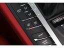マカンＧＴＳ　パノラマＳＲ　ＧＴＳレザーインテリアＰＫＧ　赤×黒レザーシート　シートヒーター／ベンチレーター　１８ｗａｙパワーシート　カーボンステア　サラウンドビュー　２０インチＡＷ　走行２１０００ｋｍ　１オーナー（41枚目）