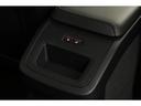 リチャージ　ＰＨＶ　Ｔ６　ＡＷＤ　インスクリプション　パノラマＳＲ　Ｂｏｗｅｒｓ＆Ｗｉｌｋｉｎｓサウンド　黒革　ベンチレーション　クリスタルシフトノブ　ＨＵＤ　３６０°カメラ　ボディ／シルバードーン　２０ＡＷ　走行１０６００ｋｍ　車検Ｒ９．６　１オーナー（39枚目）