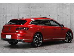 アルテオン シューティングブレーク ＴＳＩ　４モーション　Ｒラインアドバンス　パノラマＳＲ　ナッパレザー 0561198A30250918W002 2