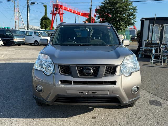 エクストレイル ２０Ｘ　タイヤ新品　４ＷＤ（2枚目）