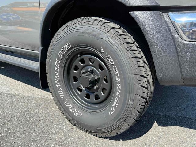 ダットサンピックアップ ダブルキャブ　ＡＸリミテッド　全塗装済み（34枚目）
