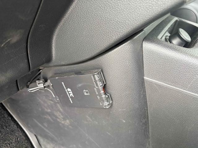 エクストレイル ２０Ｓ　４ＷＤ　ＥＴＣ　バックカメラ　ナビ　ＴＶ　キーレスエントリー　電動格納ミラー　ＣＶＴ　衝突安全ボディ　ＣＤ　ＵＳＢ　ＡＢＳ　ＥＳＣ　エアコン　パワーステアリング　パワーウィンドウ　運転席エアバッグ（9枚目）