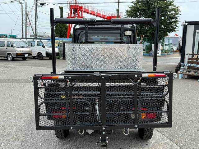 ハイゼットトラック ジャンボ　４ＷＤ　軽トラック　ＡＴ　ＴＶ　キーレスエントリー　エアコン　パワーウィンドウ　運転席エアバッグ　助手席エアバッグ（16枚目）