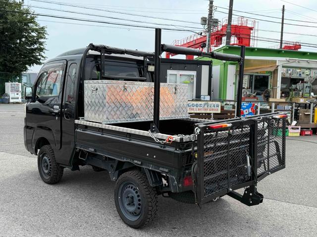 ハイゼットトラック ジャンボ　４ＷＤ　軽トラック　ＡＴ　ＴＶ　キーレスエントリー　エアコン　パワーウィンドウ　運転席エアバッグ　助手席エアバッグ（17枚目）