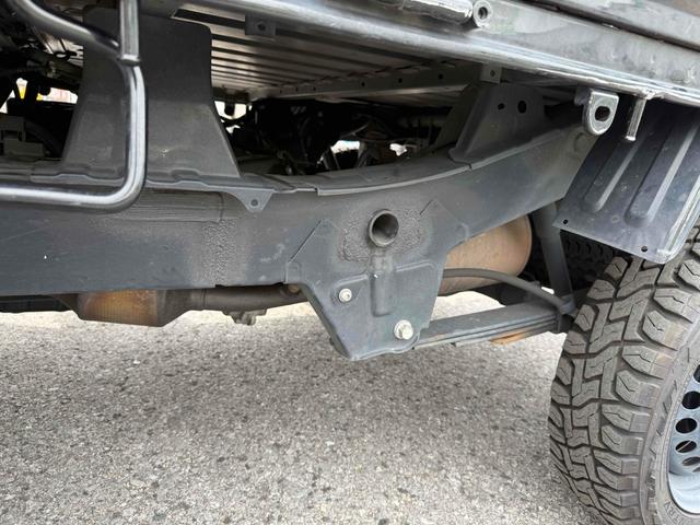 ハイゼットトラック ジャンボ　４ＷＤ　軽トラック　ＡＴ　ＴＶ　キーレスエントリー　エアコン　パワーウィンドウ　運転席エアバッグ　助手席エアバッグ（35枚目）