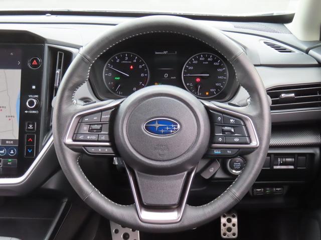 クロストレック リミテッド　４ＷＤ　先行者追従操舵　ドライブレコーダー　ＥＴＣ　全周囲カメラ　クリアランスソナー　レーンアシスト　パワーシート　衝突被害軽減システム　ナビ　オートライト　ＬＥＤヘッドランプ（3枚目）