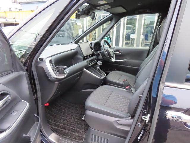 ヴォクシー ハイブリッドＳ－Ｚ　車高調　ドラレコ　バックカメラ　１０．５型ナビ　１４型天吊モニター　モデリスタ１８ＡＷ　モデリスタフルエアロ　フルセグ　追従オートクルーズ　　衝突被害軽減システム　Ｗ電動ドア　３眼ＬＥＤオートライト（61枚目）