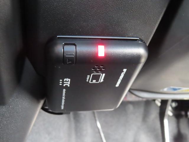 ジムニー ＸＣ　ｍｏｎｓｔｅｒリフトアップ　４ＷＤ　ＨＫＳエアクリーナー　ＨＫＳパワーエディタ　社外マフラー　ＳＳＲ１６ＡＷ　ドラレコ　ナビ　クルーズコントロール　衝突被害軽減システム　ＬＥＤライト　スマートキー（9枚目）