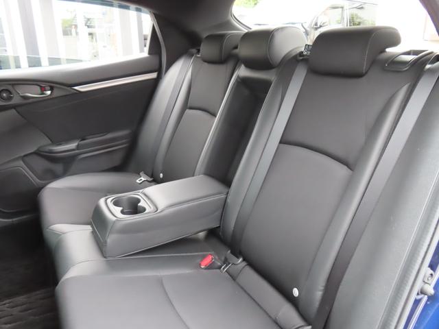 シビック ハッチバック　ローダウン　レオンハルト１９インチアルミ　バックカメラ　ナビ　ＴＶ　オートクルーズコントロール　レーンアシスト　衝突被害軽減システム　オートライト　ＬＥＤヘッドランプ　パワーシート　スマートキー（29枚目）