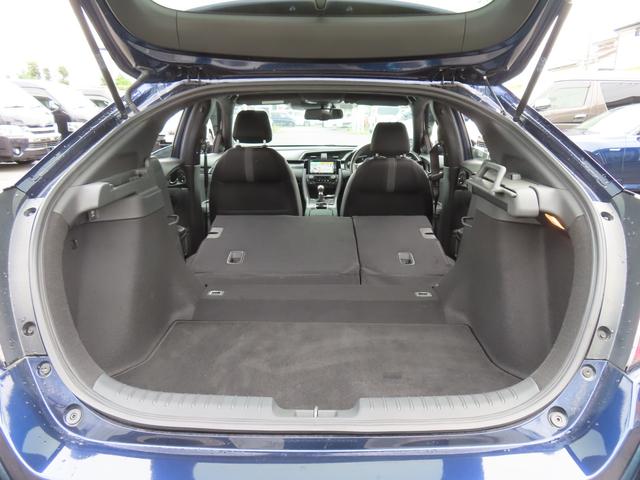 シビック ハッチバック　ローダウン　レオンハルト１９インチアルミ　バックカメラ　ナビ　ＴＶ　オートクルーズコントロール　レーンアシスト　衝突被害軽減システム　オートライト　ＬＥＤヘッドランプ　パワーシート　スマートキー（49枚目）