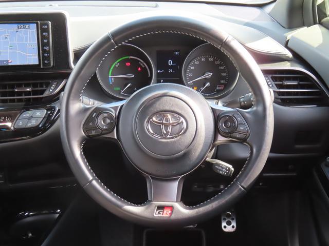 C-HR S GRスポーツ 専用エアロ 専用19インチアルミ ドライブレコーダー バックカメラ オートクルーズコントロール レーンアシスト 衝突被害軽減システム ナビ TV オートライト LEDヘッドランプ スマートキー(3枚目)