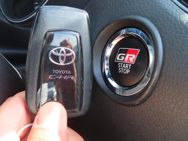 C-HR S GRスポーツ 専用エアロ 専用19インチアルミ ドライブレコーダー バックカメラ オートクルーズコントロール レーンアシスト 衝突被害軽減システム ナビ TV オートライト LEDヘッドランプ スマートキー(7枚目)