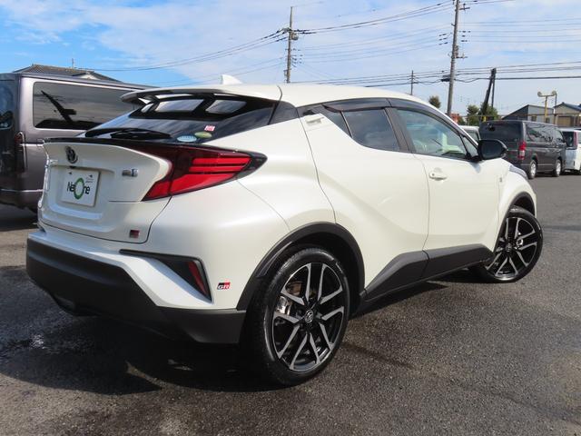 C-HR S GRスポーツ 専用エアロ 専用19インチアルミ ドライブレコーダー バックカメラ オートクルーズコントロール レーンアシスト 衝突被害軽減システム ナビ TV オートライト LEDヘッドランプ スマートキー(14枚目)