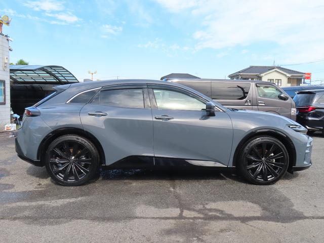 クラウンスポーツ Ｚ　４ＷＤ　全周囲カメラ　１２．３型ナビ　ＴＶ　コーナーセンサー　追従クルーズコントロール　レーンアシスト　パークアシスト　衝突被害軽減システム　２１インチアルミ　オートライト　本革電動シート（13枚目）