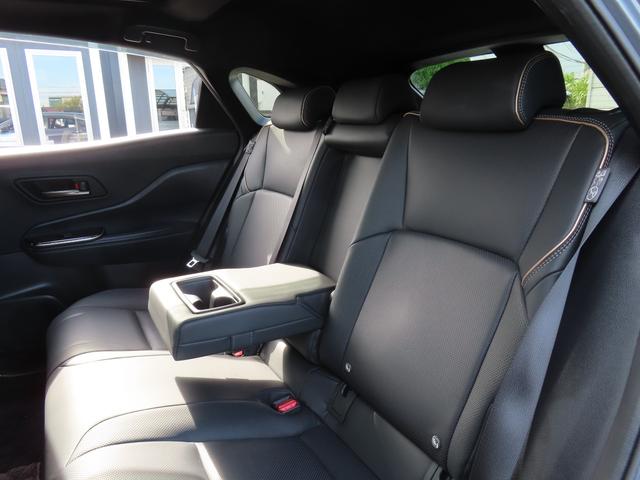 クラウンスポーツ Ｚ　４ＷＤ　全周囲カメラ　１２．３型ナビ　ＴＶ　コーナーセンサー　追従クルーズコントロール　レーンアシスト　パークアシスト　衝突被害軽減システム　２１インチアルミ　オートライト　本革電動シート（55枚目）