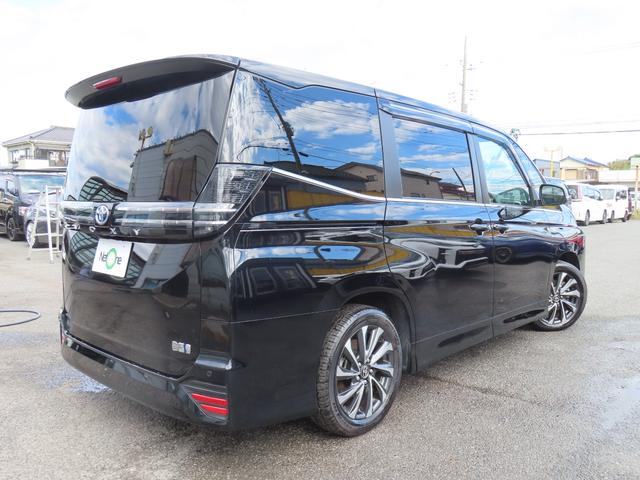 ヴォクシー ハイブリッドＳ－Ｚ　バックカメラ　１０．５型ナビ　ＴＶ　クリアランスソナー　オートクルーズコントロール　レーンアシスト　衝突被害軽減システム　両側電動スライドドア　オートマチックハイビーム　ＬＥＤヘッドランプ　フルエアロ（15枚目）