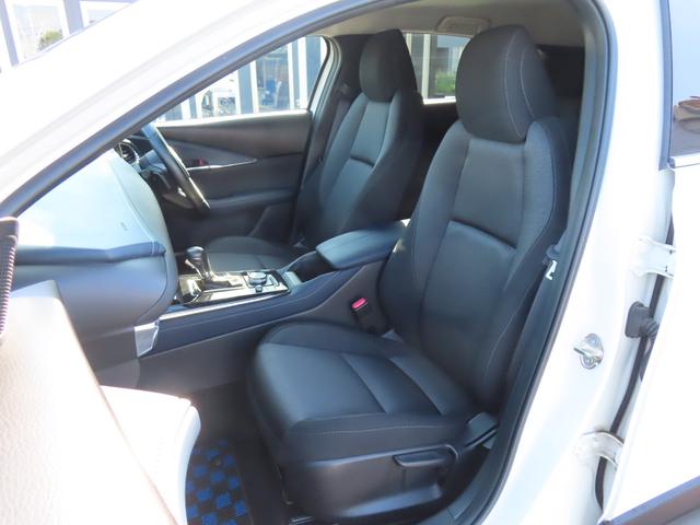 CX-30 4WD シグネチャースタイルエアロ ドラレコ ETC 全周囲カメラ クリアランスソナー 追従オートクルーズ レーンアシスト パワーシート 衝突被害軽減システム ナビ 電動リアゲート 18インチAW(27枚目)