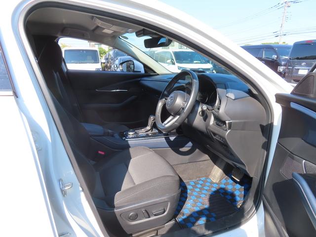 CX-30 4WD シグネチャースタイルエアロ ドラレコ ETC 全周囲カメラ クリアランスソナー 追従オートクルーズ レーンアシスト パワーシート 衝突被害軽減システム ナビ 電動リアゲート 18インチAW(49枚目)