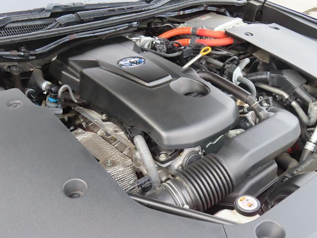 クラウンハイブリッド RS 専用18インチホイール 専用グリル クリアランスソナー レーンアシスト 追従クルーズコントロール パークアシスト 衝突被害軽減システム 全周囲カメラ ナビ TV オートマチックハイビーム オートライト(19枚目)