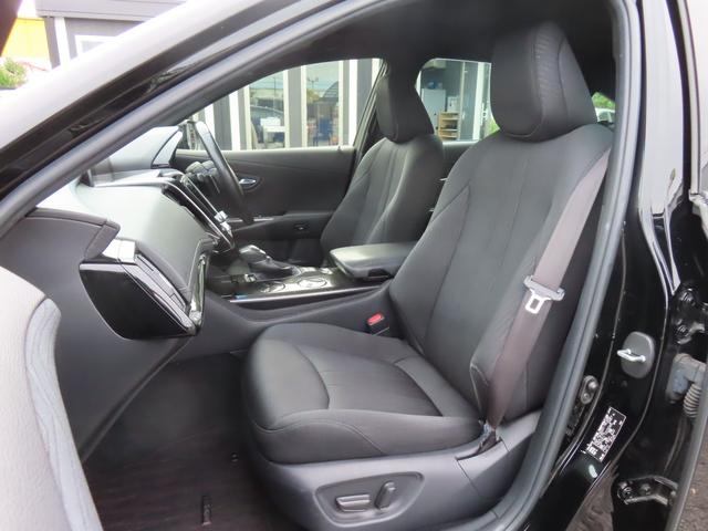 クラウンハイブリッド RS 専用18インチホイール 専用グリル クリアランスソナー レーンアシスト 追従クルーズコントロール パークアシスト 衝突被害軽減システム 全周囲カメラ ナビ TV オートマチックハイビーム オートライト(44枚目)