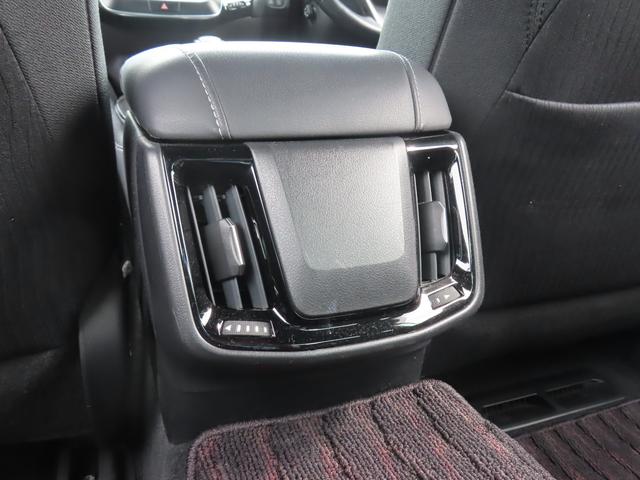 クラウンハイブリッド RS 専用18インチホイール 専用グリル クリアランスソナー レーンアシスト 追従クルーズコントロール パークアシスト 衝突被害軽減システム 全周囲カメラ ナビ TV オートマチックハイビーム オートライト(55枚目)