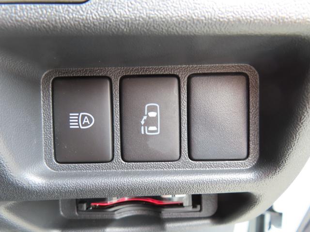 ハイエースワゴン ＧＬ　４ＷＤ　ＥＴＣ　全周囲カメラ　ナビ　ＴＶ　クリアランスソナー　オートクルーズコントロール　レーンアシスト　衝突被害軽減システム　電動スライドドア　オートマチックハイビーム　オートライト　スマートキー（10枚目）