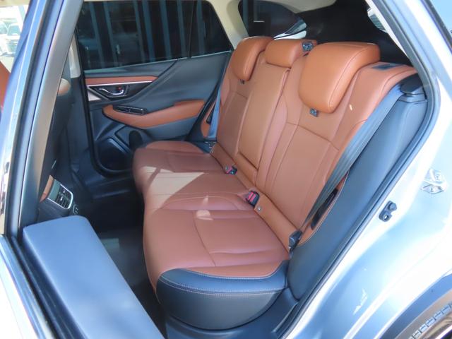 レガシィアウトバック リミテッドEX 4WD バックカメラ サイドカメラ クリアランスソナー オートクルーズコントロール レーンアシスト パワーシート 衝突被害軽減システム サンルーフ 11.6型ナビ TV オートライト LEDランプ(31枚目)