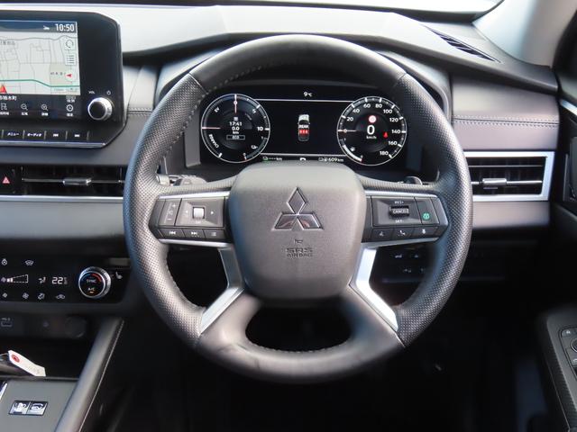 アウトランダーPHEV G 4WD 9型ナビ 全周囲カメラ クリアランスソナー 同一車線運転支援 レーンアシスト パワーシート 衝突被害軽減システム TV オートマチックハイビーム オートライト LEDヘッドランプ(3枚目)